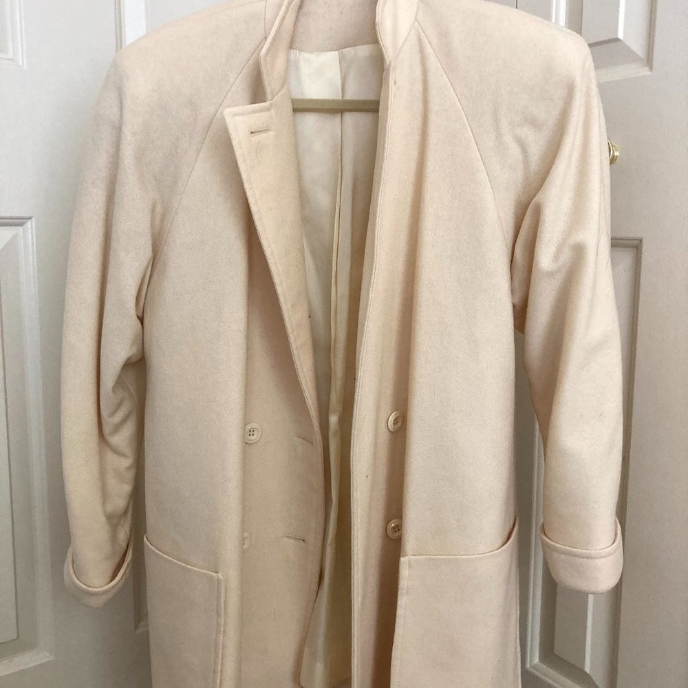 L.C Mae Vintage White Coat